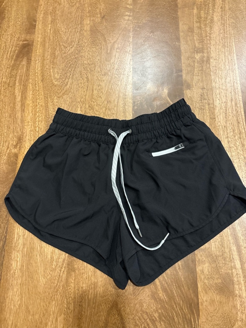Vuori women’s shorts